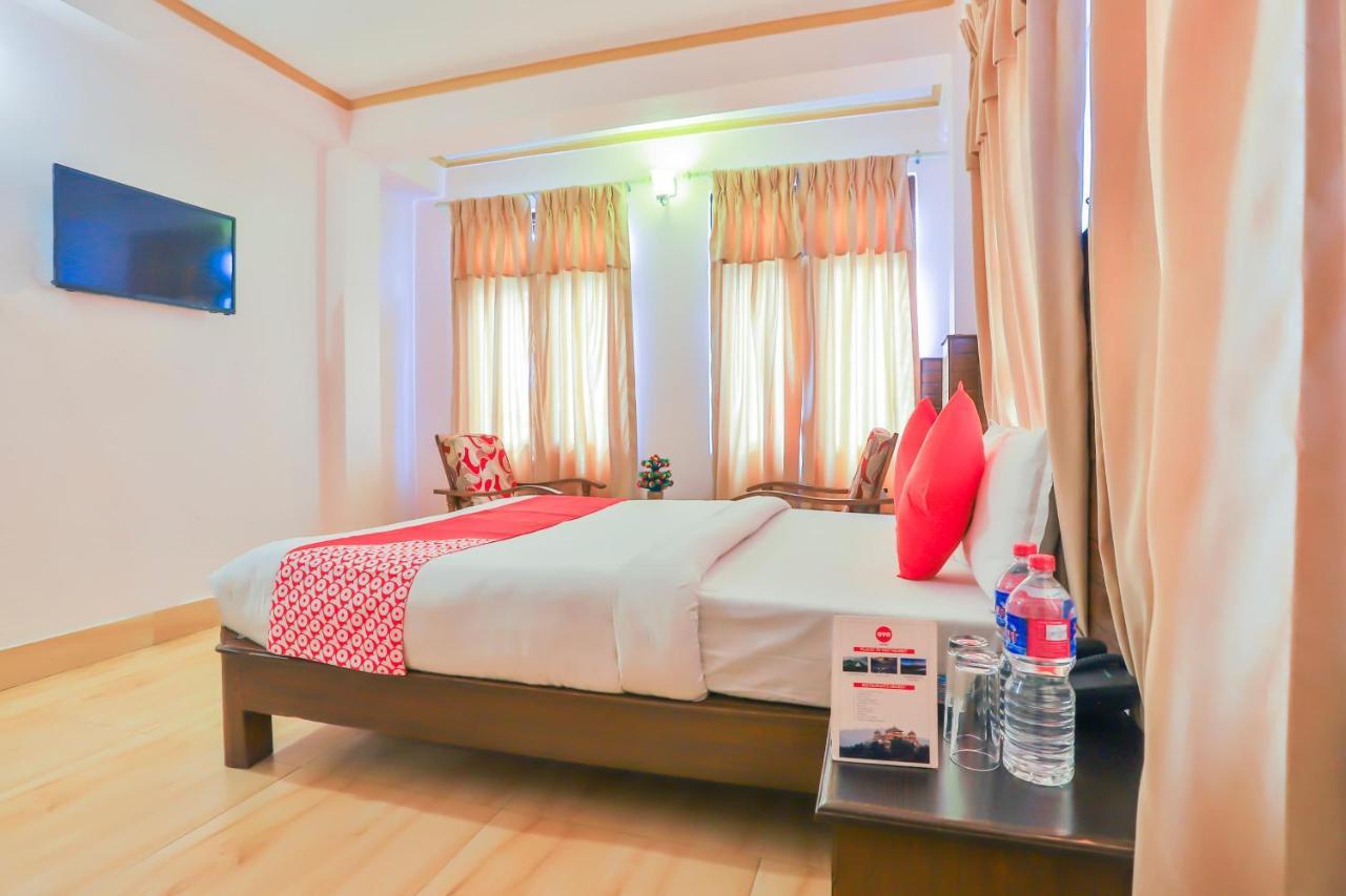 Hotel Alpine Villa Pokhara Oda fotoğraf